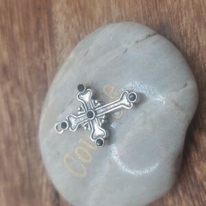 Sterling Victorian cathedral cross pendant